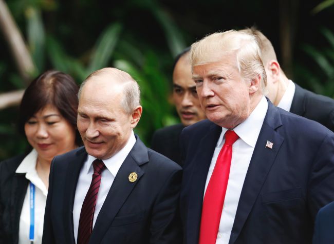 Spojené štáty pripúšťajú stretnutie Trumpa s Putinom v Bielom dome