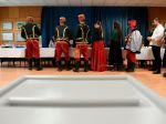 Voľby v Maďarsku sa o 19.00 h skončili, voliči však ešte čakajú v radoch