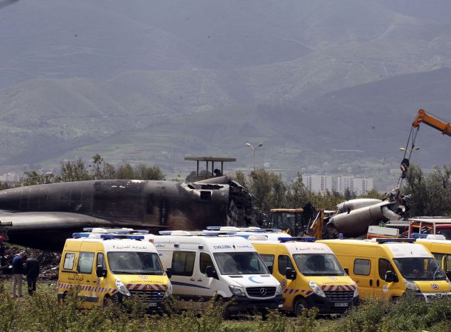Havária lietadla v Alžírsku si vyžiadala 257 životov