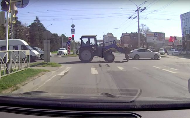 Video: Takto si v Rusku vedia poradiť s odpadom na cestách