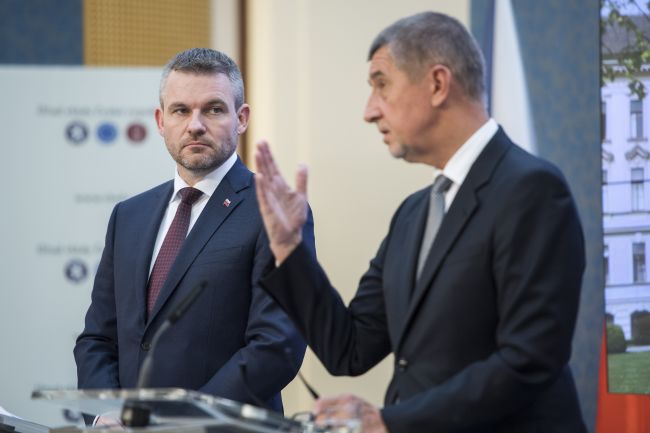 Premiér: Slovensko sa pripojí k budovaniu rýchlostného spojenia Praha-Brno