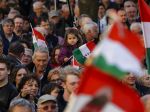 V sobotu budú desaťtisíce protestujúcich Maďarov žiadať zmenu volebného zákona
