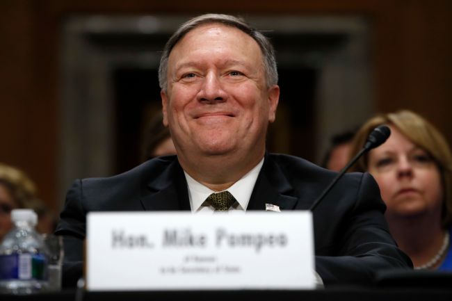 Senát USA schválil nomináciu Mikea Pompea na post šéfa diplomacie
