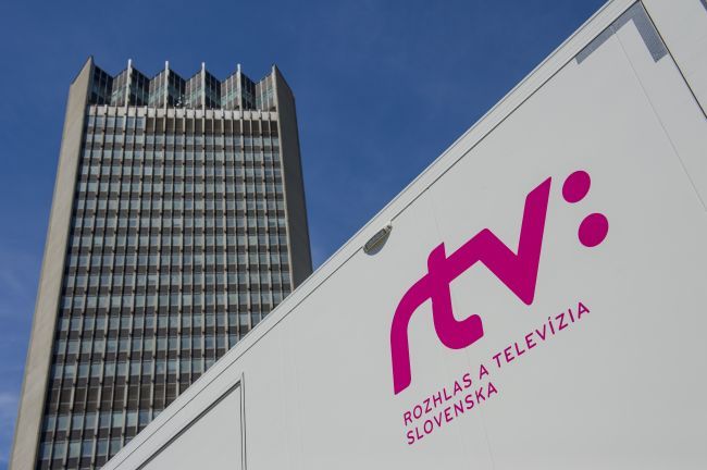 Takmer 50 zamestnancov RTVS vyjadrilo listom podporu svojim kolegom