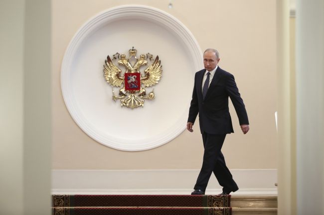 Putin po štvrtý raz zložil prezidentský sľub