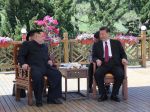 Líder KĽDR Kim Čong-un sa stretol s čínskym prezidentom Si Ťin-pchingom