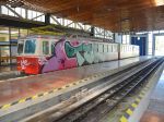 Neznámi páchatelia grafitmi postriekali zubačku