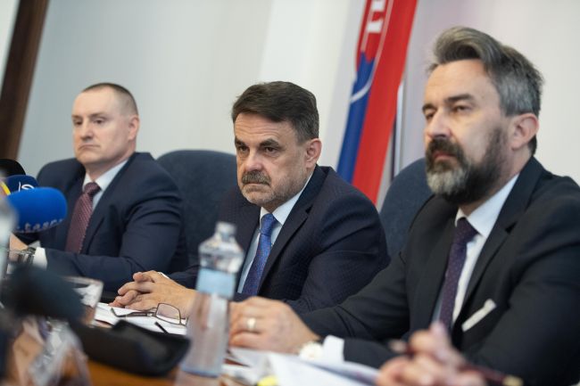 V súvislosti s článkami Jána Kuciaka Generálna prokuratúra SR zistila deväť pochybení