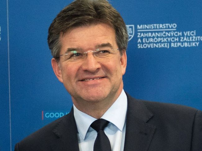 Erik Tomáš: Smer by mal urobiť všetko pre to, aby Lajčáka presvedčil kandidovať