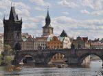 Policajti v centre Prahy spacifikovali ozbrojeného muža