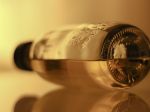 Požitie jedovatého alkoholu neprežilo najmenej 13 ľudí