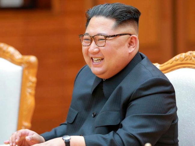 Kim chce stretnutie s Trumpom a denuklearizáciu, tvrdí Mun