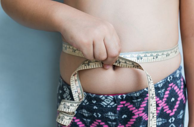 Tieto detské zlozvyky sa spájajú s obezitou v staršom veku