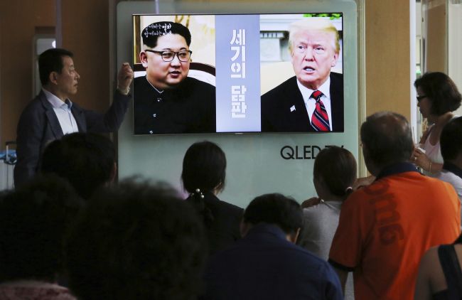 Prezident Donald Trump a vodca Kim Čong-un sa stretnú v hoteli Capella