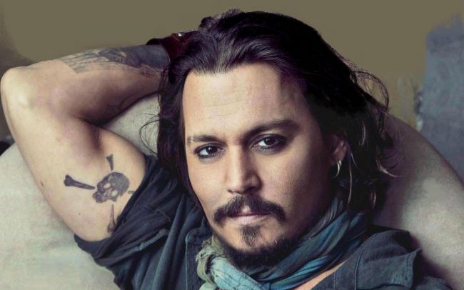 Pirát z Karibiku Johnny Depp má 55 rokov
