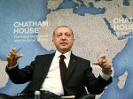 Erdogan sľubuje Rakúsku odvetné opatrenia za zatvorenie mešít a vyhnanie imámov