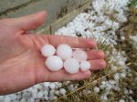Tieto časti Slovenska môžu zasiahnuť búrky s krúpami