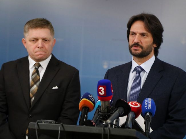 Fico: Každú smrť treba rázne odsúdiť, o to viac, ak obeť chránila dievčatá
