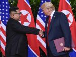 Historický summit Trumpa s Kimom mal aj šesť nezvyčajných momentov