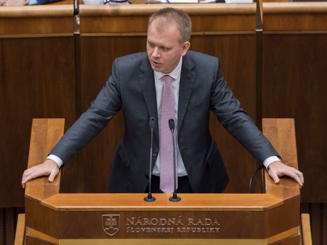 Miroslav Beblavý chce komisiu, ktorá by "upratala" slovenské vysoké školy