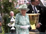 Kráľovná Alžbeta odsúhlasila zákon o vystúpení Británie z EÚ