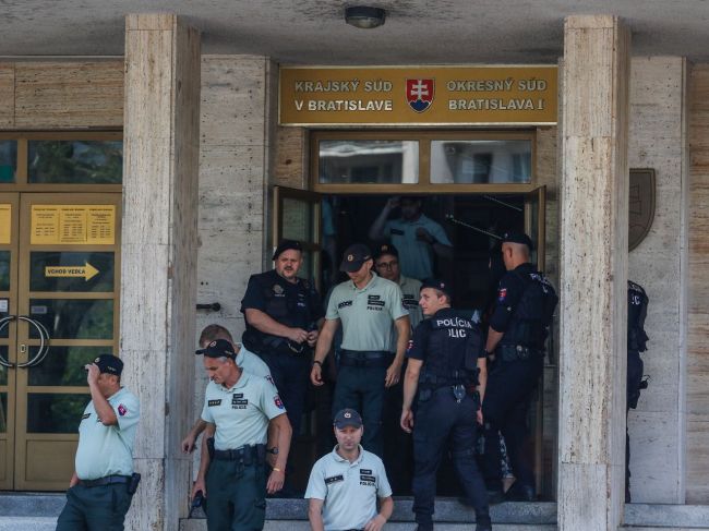 Justičný palác v Bratislave museli evakuovať