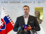 Danko si prevzal anti-cenu Homofób roka, organizátori mu darovali príručku