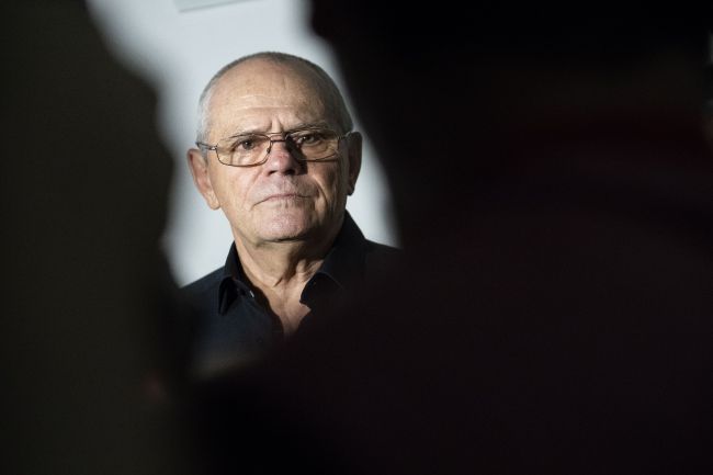 Kauza postreleného zlodeja v dome Milana Kňažka sa vracia na prvostupňový súd