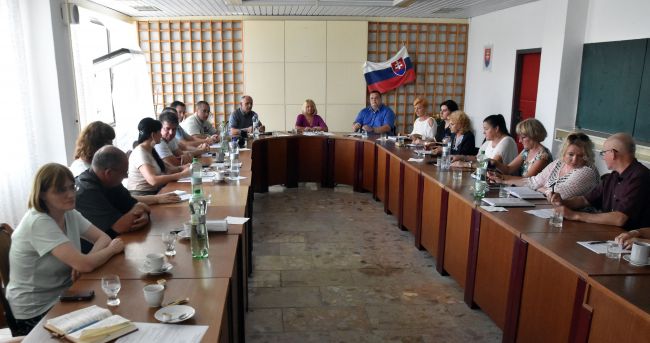 V Michalovciach pre osýpky zrušia hromadné podujatia