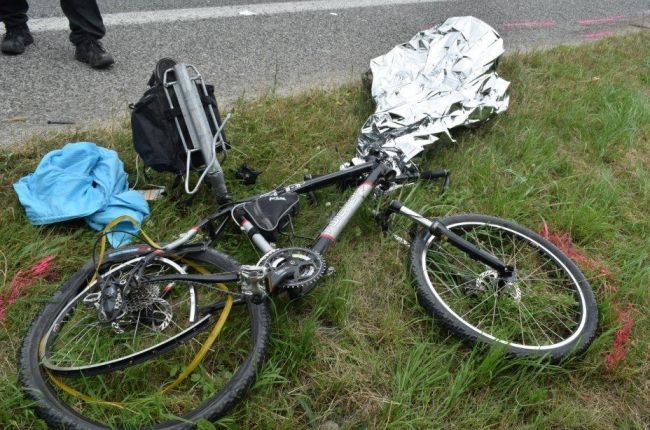 Nehoda cyklistov a auta pri Mníchovej Lehote má už druhú obeť