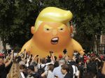Starosta Londýna Sadiq Khan vyzval na pokojné protesy proti Trumpovi