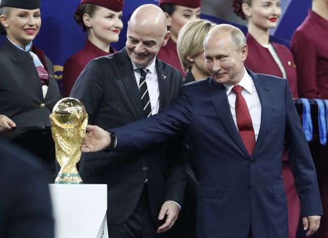 Fanúšikovia futbalového šampionátu budú mať do konca roka bezvízový vstup do Ruska