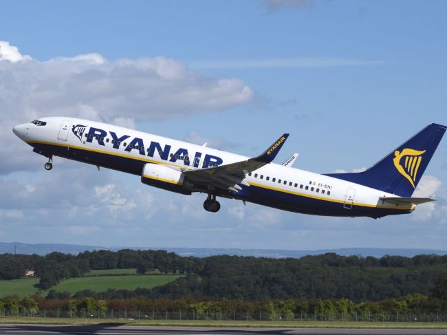 Ryanair zrušil na budúci týždeň 300 letov