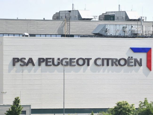 Francúzska automobilka PSA dosiahla rekordný zisk, do zisku sa vrátil aj Opel