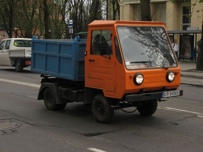 Multicar vo Spišskej Novej Vsi narazil do skupinky detí