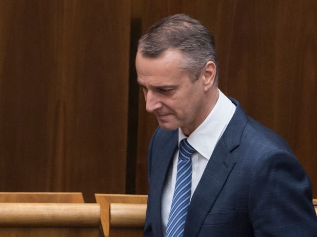 ÚS stále nerozhodol o volebnej sťažnosti R. Rašiho, čaká na závery polície