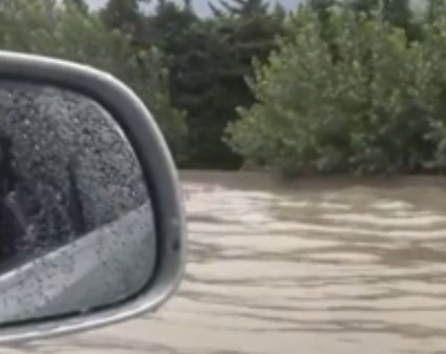 Po náhlych záplavách evakuovali prevažne z kempov vo Francúzsku 1600 ľudí