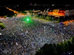 Na protestoch v Rumunsku sa opäť zišli desaťtisíce ľudí