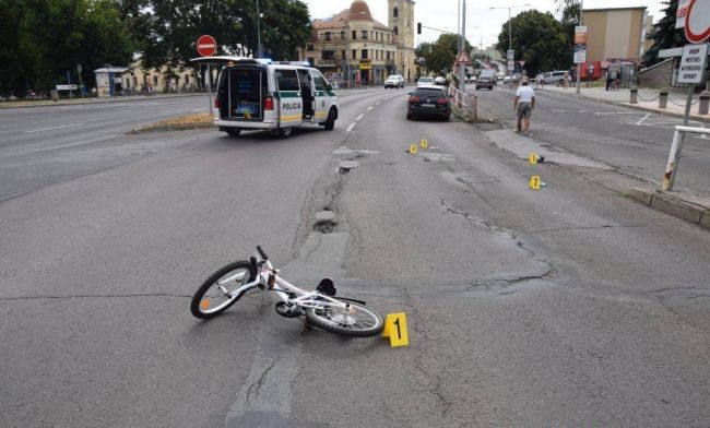 Pri dopravnej nehode zomrelo 6-ročné dievčatko