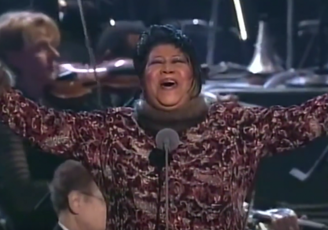 Video: Takto zastúpila Aretha Franklin Pavarottiho. Jej verzia Nessum Dorma je jedinečná