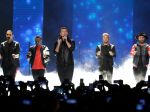 Pred koncertom Backstreet Boys spadli kovové nosníky, 14 zranených