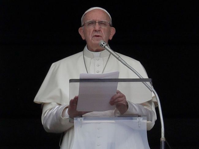 Írsky arcibiskup vyzval pápeža, aby na návšteve hovoril otvorene o zneužívaní