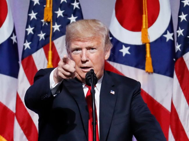 Trump nariadil Pompeovi, aby odložil cestu do Severnej Kórey