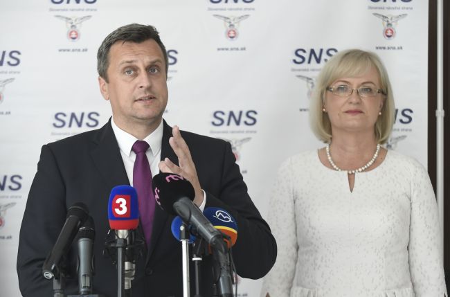 Andrej Danko pripúšťa, že nie je ľahké nájsť ženskú prezidentskú kandidátku