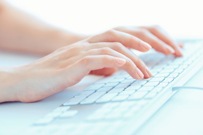 Ako rýchlo píšete na klávesnici? Rýchlosť vašich prstov dokáže predpovedať túto diagnózu
