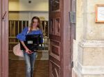 Varholíkovej zákaz riadenia vozidiel platí iba v Maďarsku, potvrdila prokuratúra