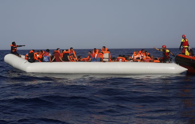 V Egejskom mori zachránili vyše stovky migrantov
