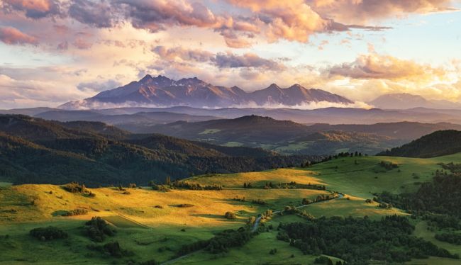 Predpoveď počasia: Dnes sa na oblohe ukáže slnko, na niektorých územiach hrozia búrky