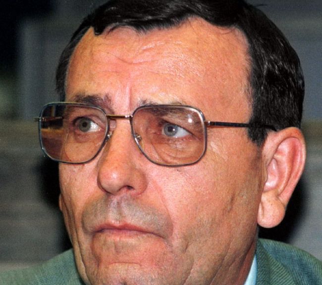 Vo veku 77 rokov zomrel prvý minister obrany samostatnej SR Imrich Andrejčák