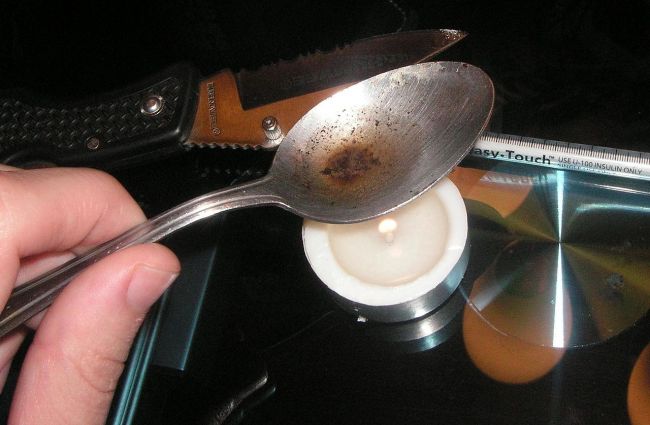 OĽaNO upozorňuje na nové syntetické drogy, chce ich zakázať